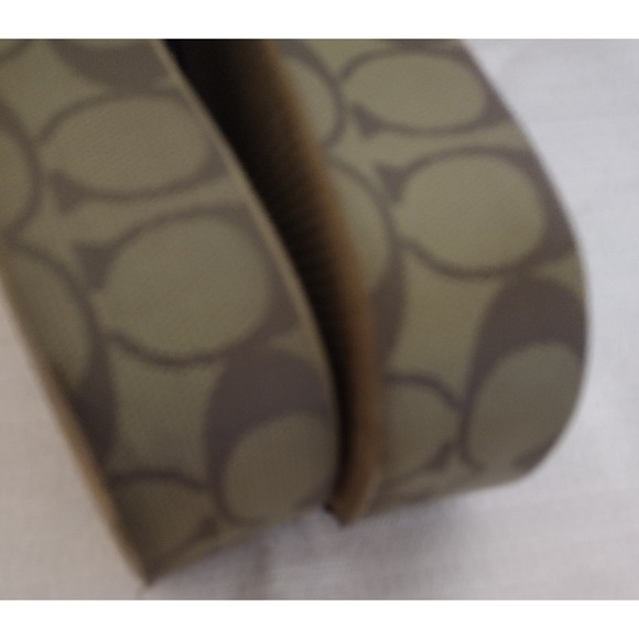 Coach Brown Lynn Signature Flip Flops–Women's Size 10B Platform Slip-On Sandals - Picture 5 of 5